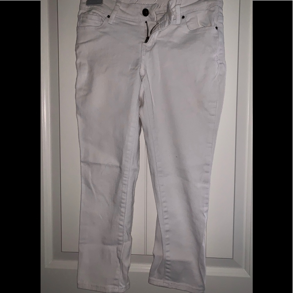 DELIA’S White Capris